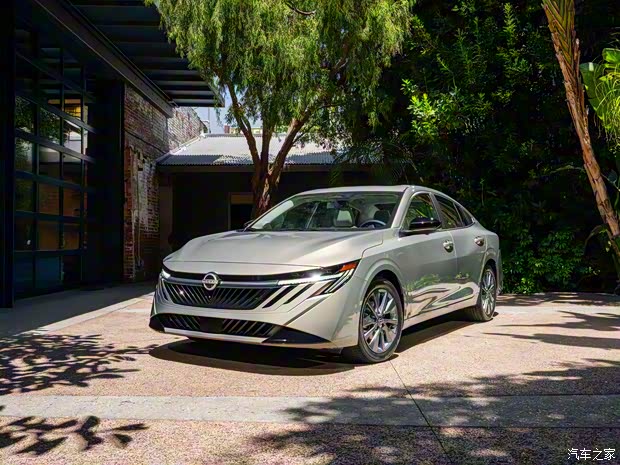 年内海外上市 全新日产轩逸北美版官图发布 内饰采用双联屏设计