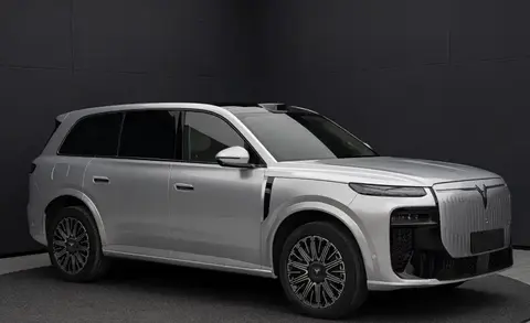 岚图全新SUV申报图曝光,有哪些值得亮眼和期待的地方?