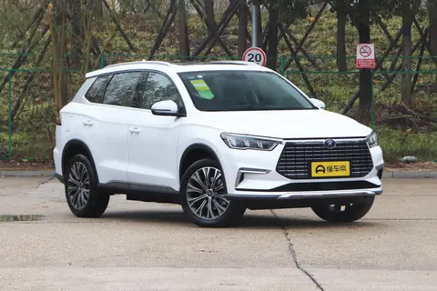 比亚迪宋Pro（3-8万公里）—— 电子手刹失效问题