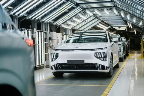 小鹏汽车CEO何小鹏：所有核心产品线都要走向全球市场